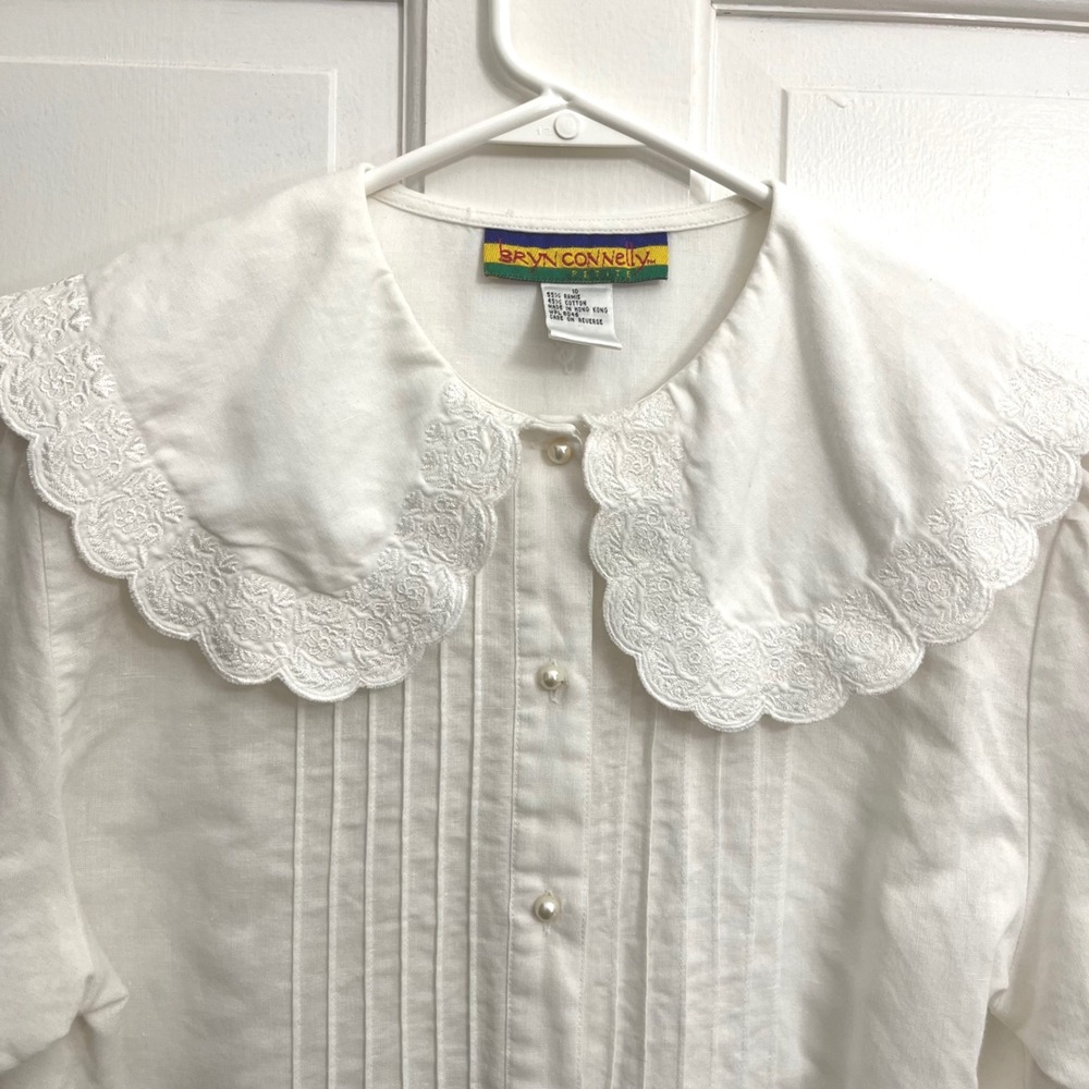 VTG Bryn Connelly Scallop Collar Blouse 10P White Embroidered Romantic Victorian